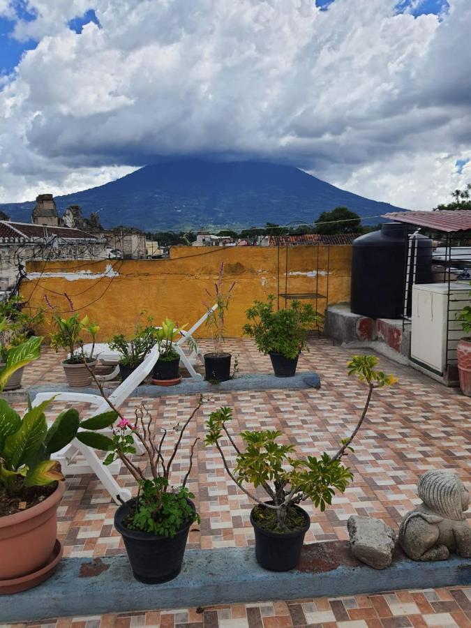 Hotel Acatenango Inn Antigua Eksteriør bilde