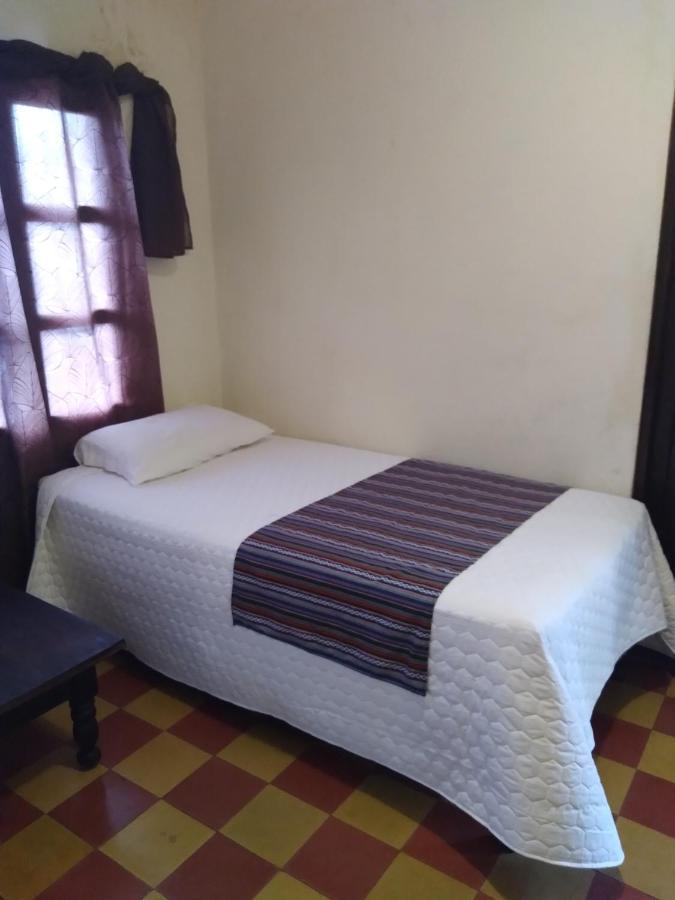 Hotel Acatenango Inn Antigua Eksteriør bilde