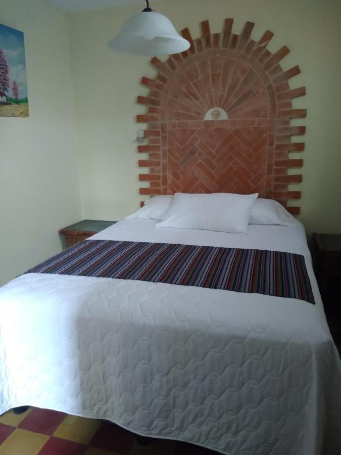 Hotel Acatenango Inn Antigua Eksteriør bilde