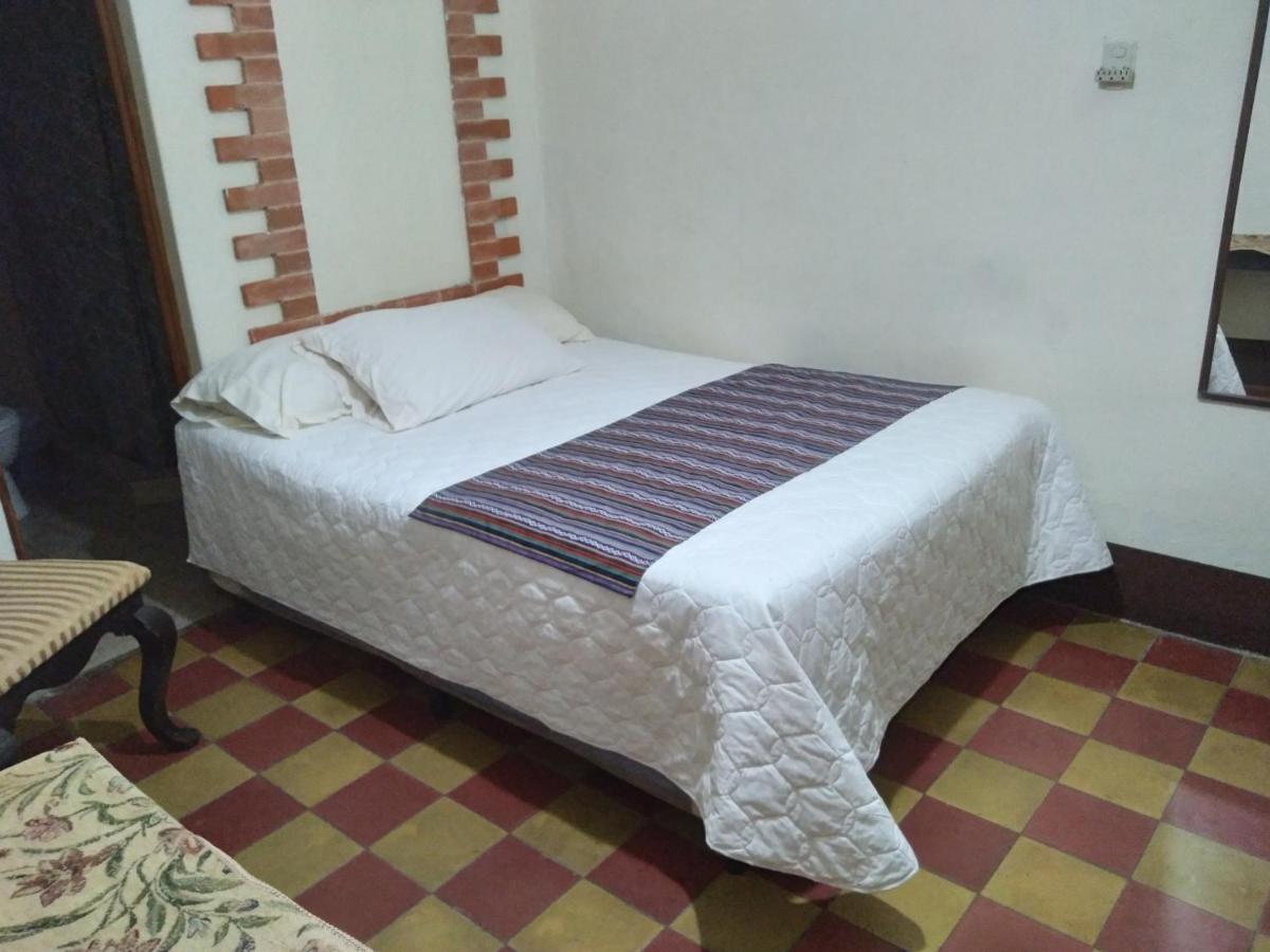 Hotel Acatenango Inn Antigua Eksteriør bilde