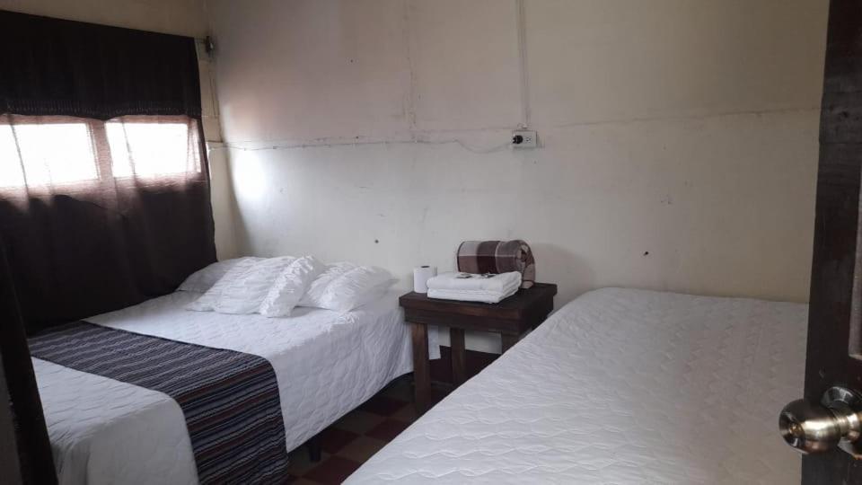 Hotel Acatenango Inn Antigua Eksteriør bilde